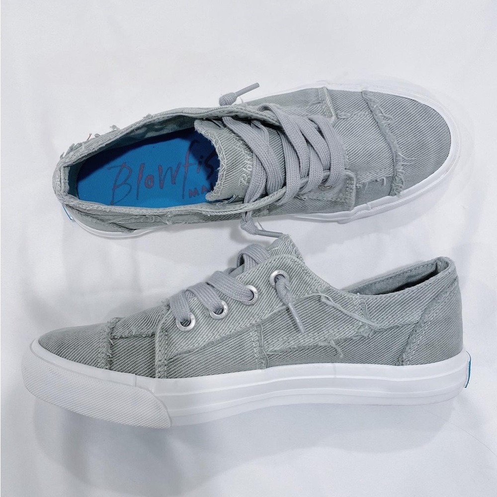 Blowfish Malibu Sneakers 🤍
